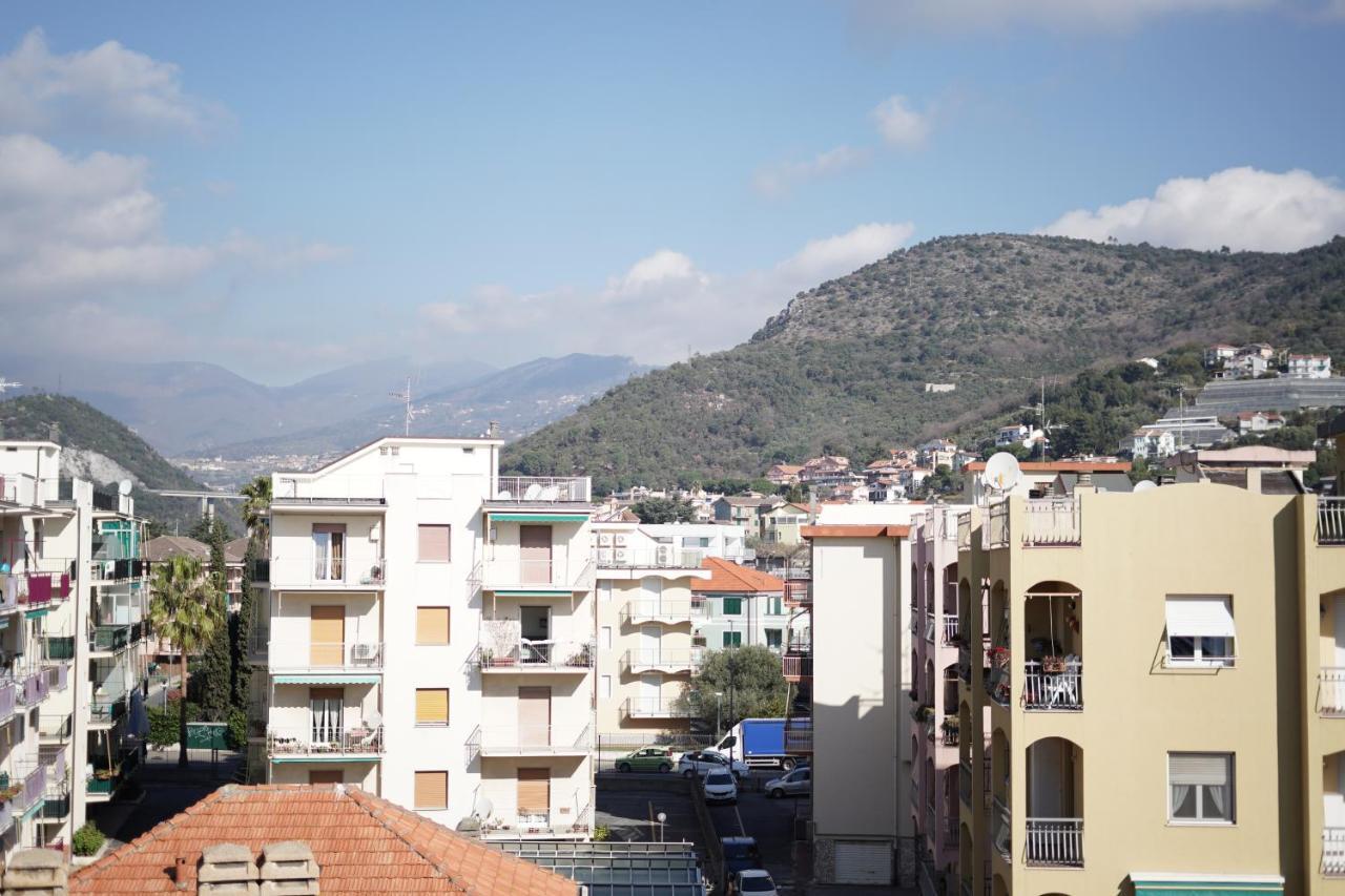 Hotel Villa Paolina Pietra Ligure Esterno foto