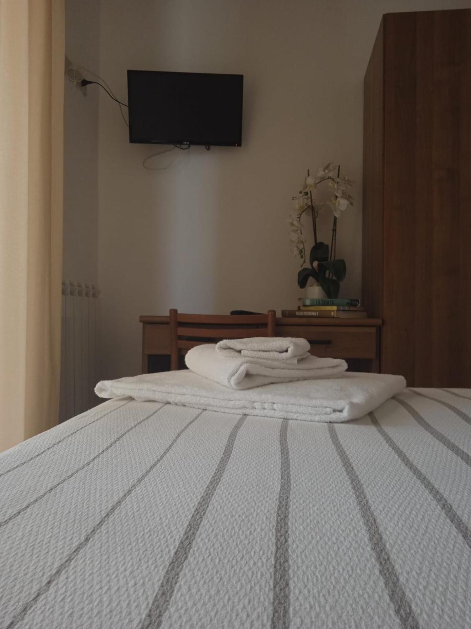 Hotel Villa Paolina Pietra Ligure Esterno foto