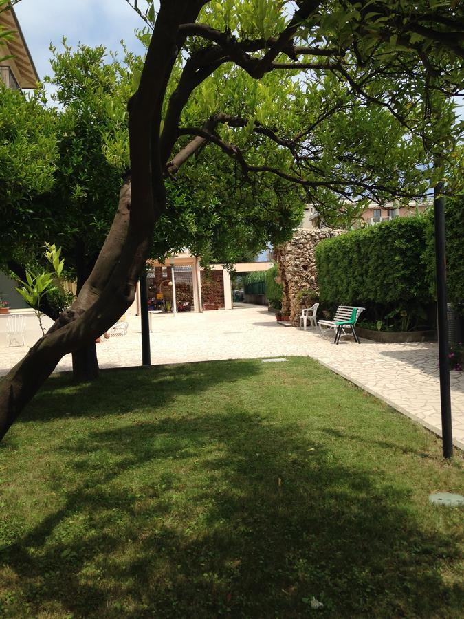 Hotel Villa Paolina Pietra Ligure Esterno foto